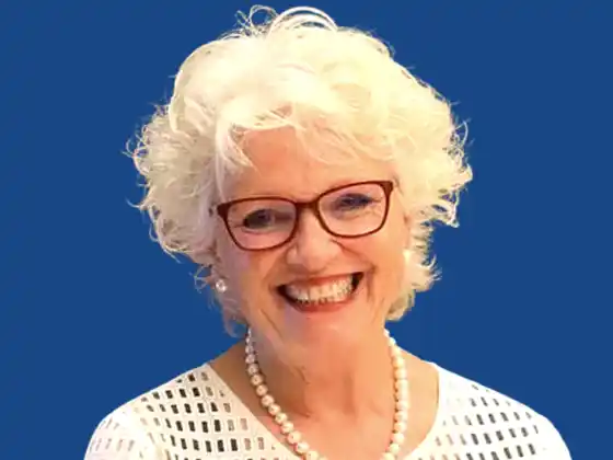 Dr. Linda Howe,
                            Spirituality
                            Expert at Bevezetés a Spirituality Bundle 2-be