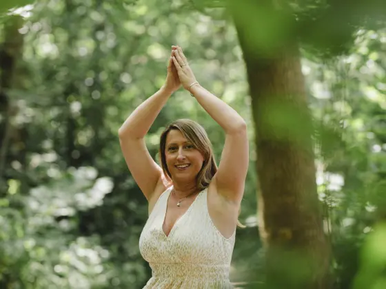 Yoga de Cura Restaurativa com Sarah Evans - 1ª das 4 sessões de julho