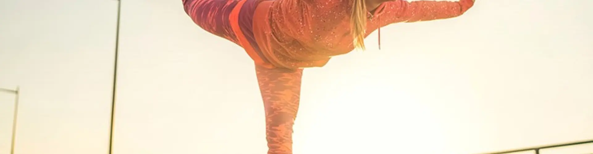 Yoga/Barre Füzyonu - Online Class by Jess Anderson