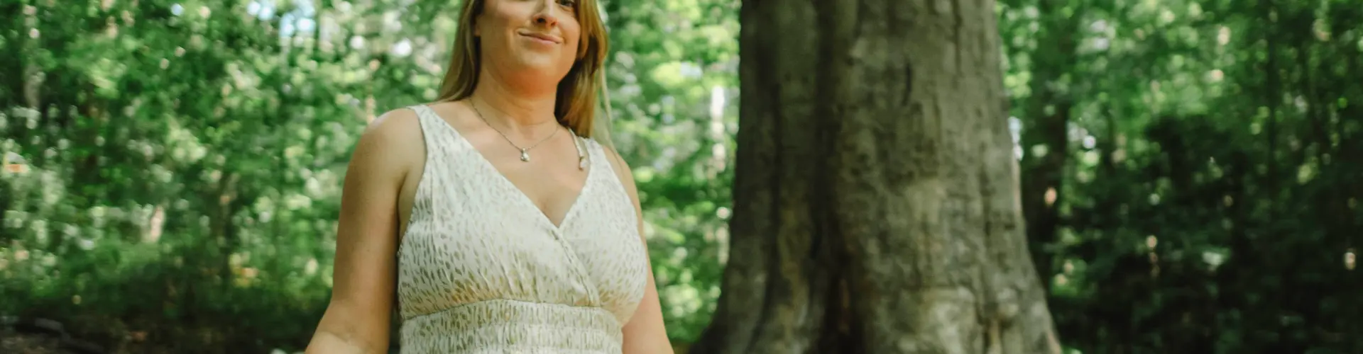Yoga Penyembuhan Restoratif dengan Sarah Evans (Blok 5 Minggu) - Online Class by Sarah Evans 
