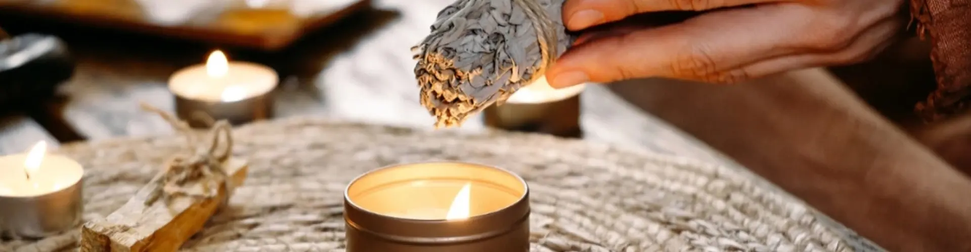 Méditation sacrée de la nouvelle lune - Online Class by Cassaundra Paolini